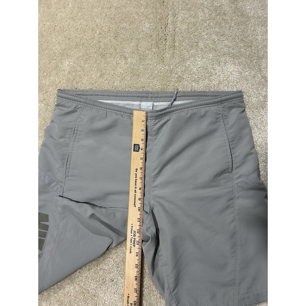 Vintage Nike Board Shorts Mens Large Gray Silver Tag Spell Out Logo - Picture 8 of 9